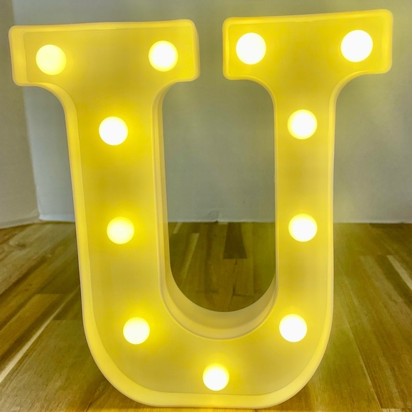 Marquee-Style Light Up Letter U Round Bulbs Hangs Sits Childs Room Decor - Picture 3 of 9